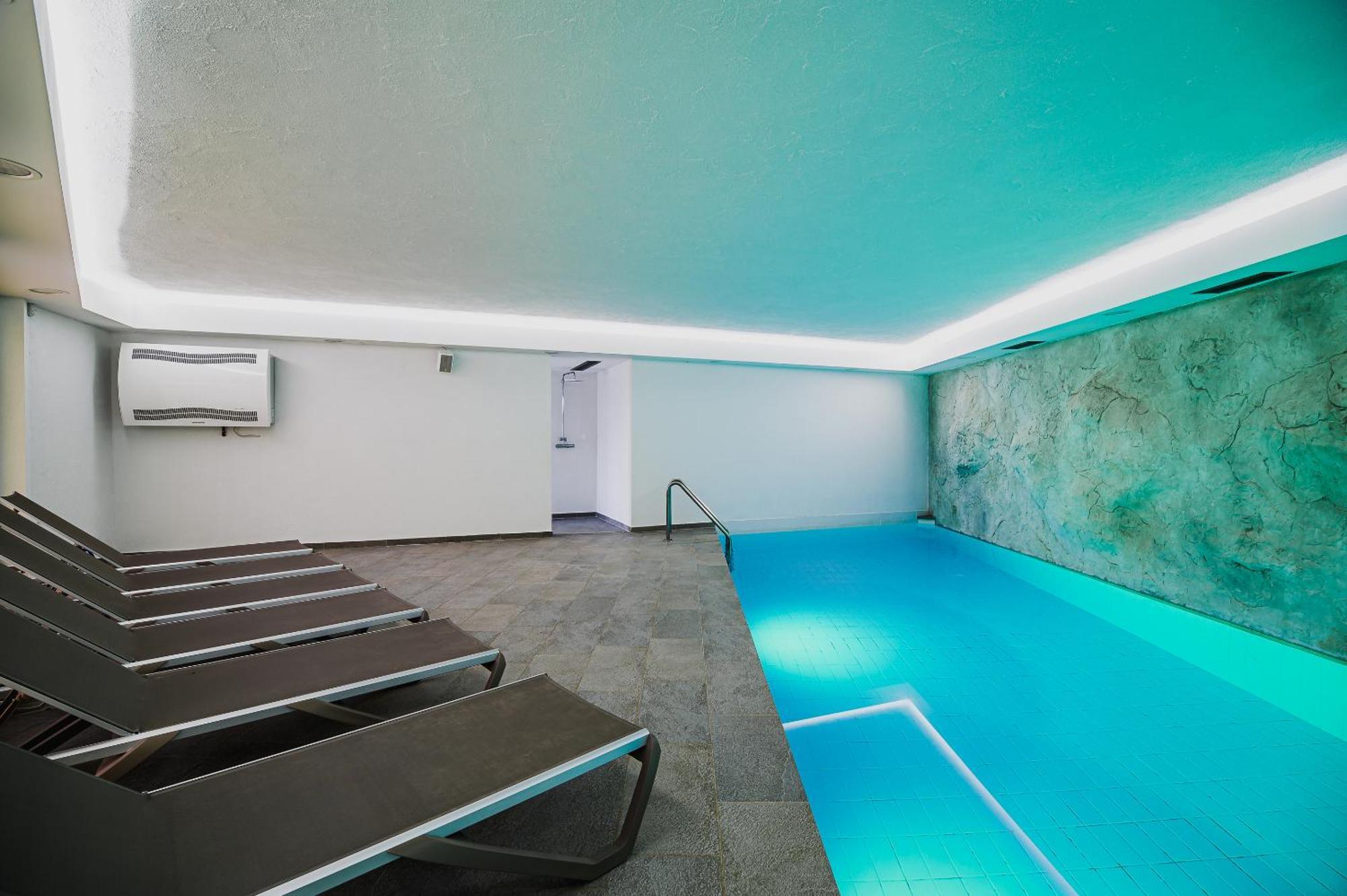 Apartments Maleric With Indoor Pool And Wellness Dragatuš Zewnętrze zdjęcie